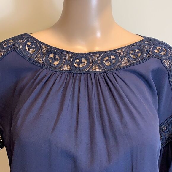 Max Studio long puff sleeve lace detailing blouse top size M - Picture 2 of 10